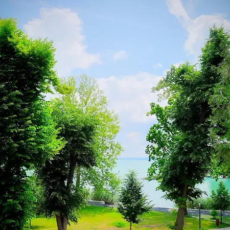 Oliver Lux Aparthotel