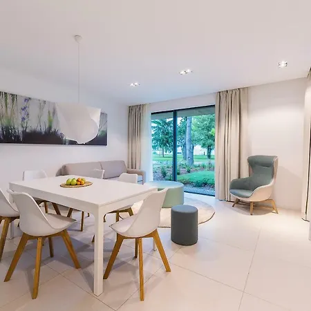 Oliver Lux Aparthotel 4*