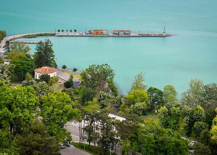 Oliver Lux Aparthotel